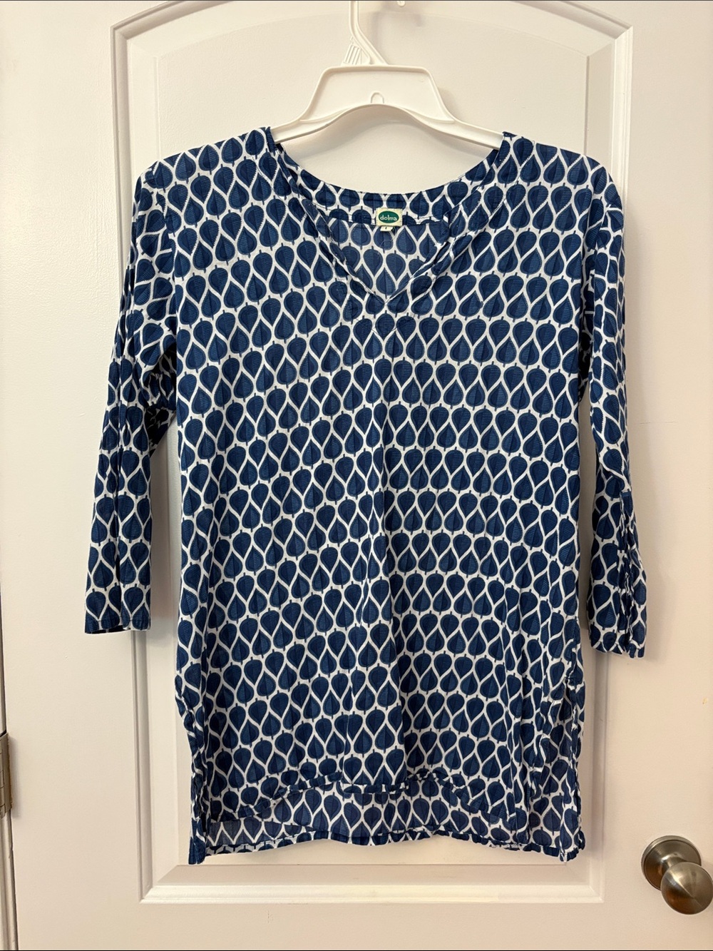 Blue Patterned V-Neck Knit Top - Unbranded